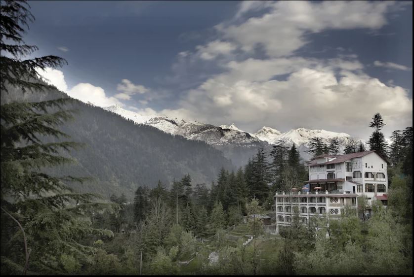Манали: Hotel Snow Crests Manor