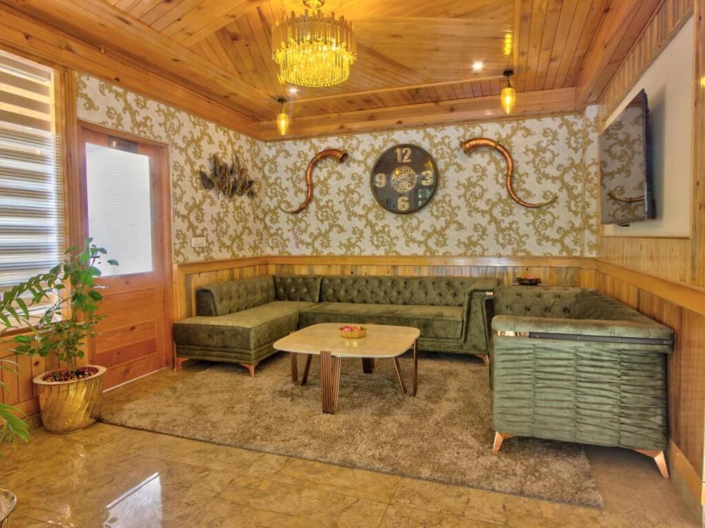 carousel image 1