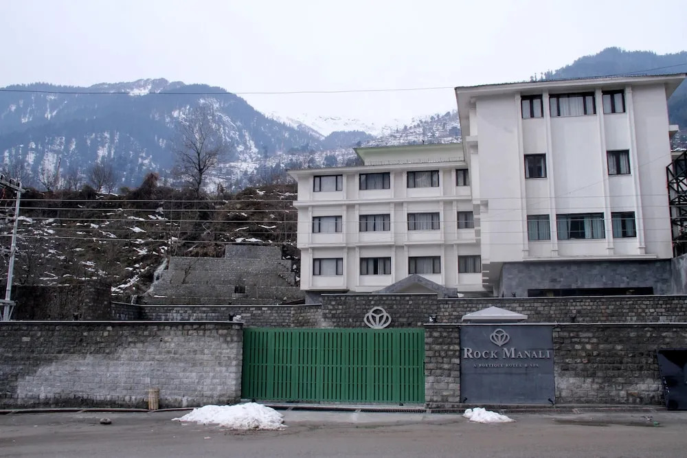 Манали: AHR The Rock Manali
