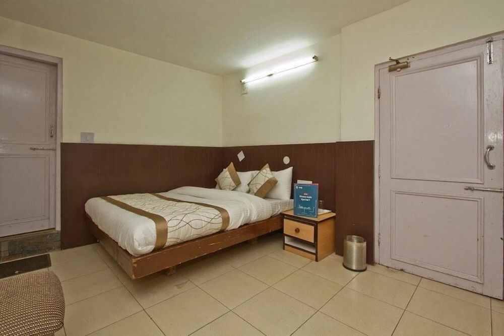 Манали: Goroomgo Elena Aastha Regency Manali