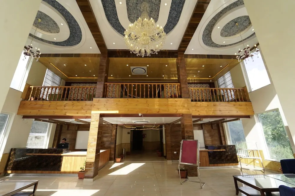 Манали: Abhilashi Residency & Spa Manali