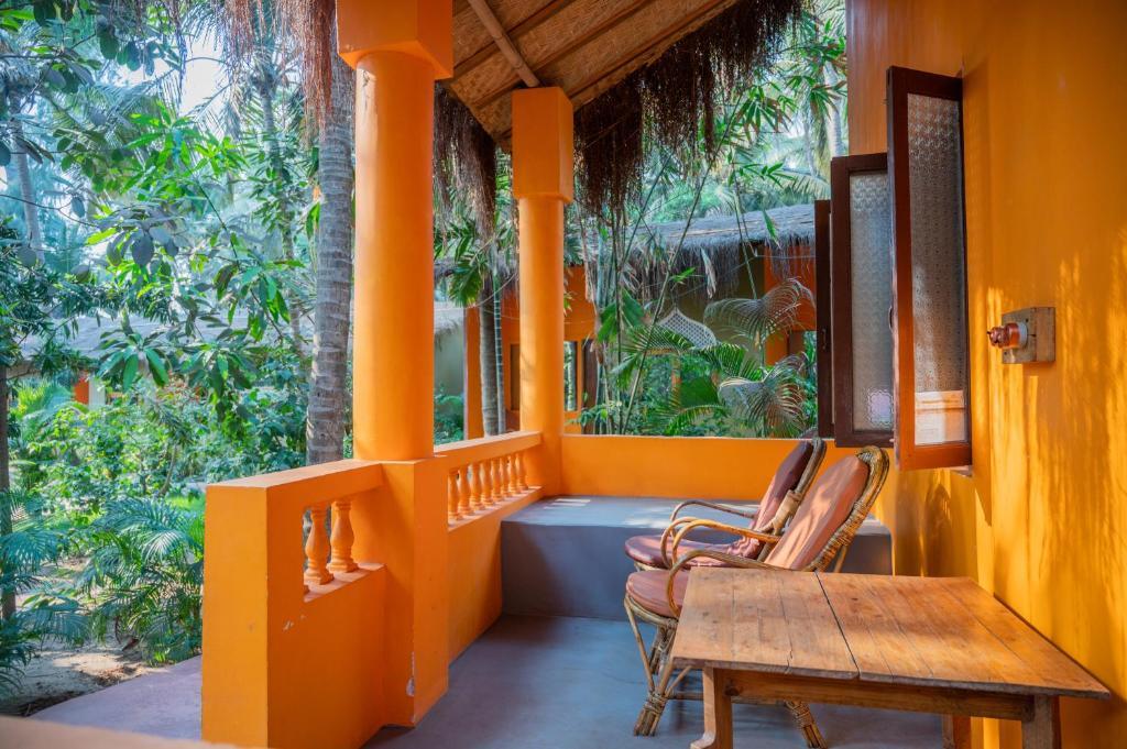 Ашвем: Amadi Beach Front Resort