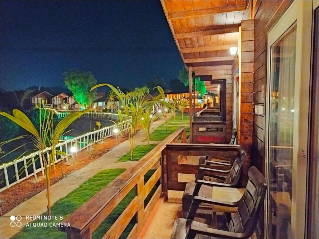 Арамбол: Bliss Water Resort
