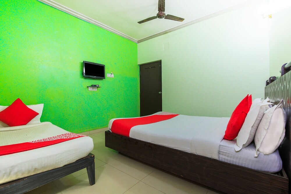 Калангут: Neo Calangute Beach Resort By OYO Rooms