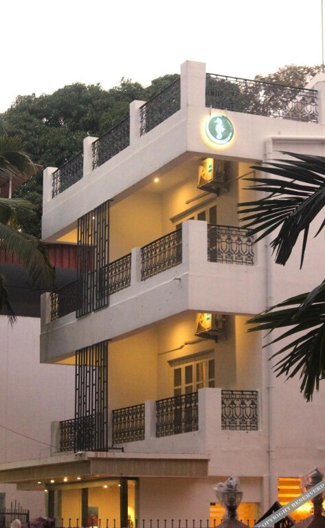 Панаджи: Coastal Pearl Hotel Miramar Panaji