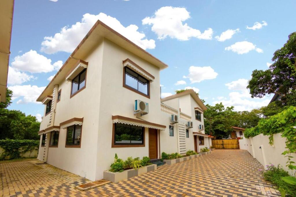 Анджуна: De12 Villas Anjuna