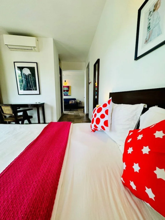 Калангут: Half Hotel