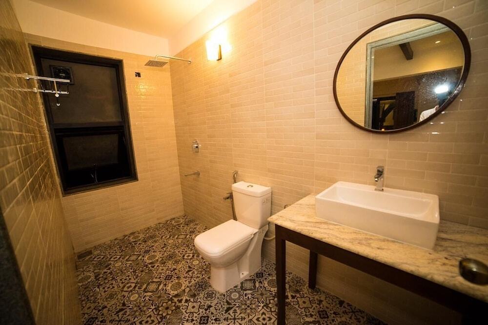 Калангут: Half Hotel