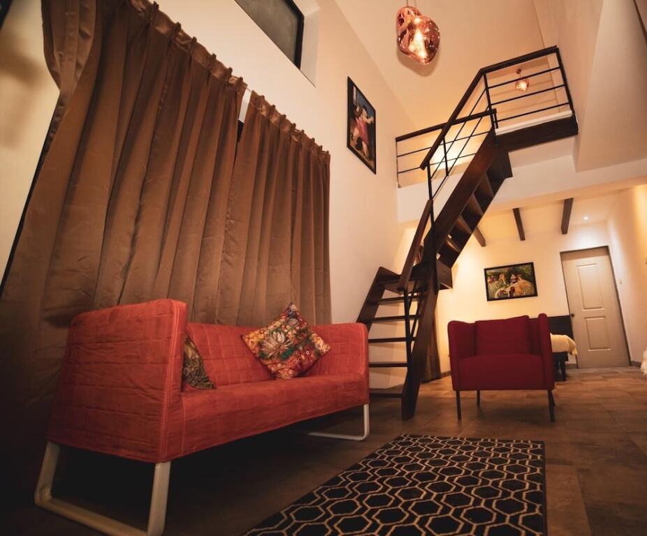 Калангут: Half Hotel