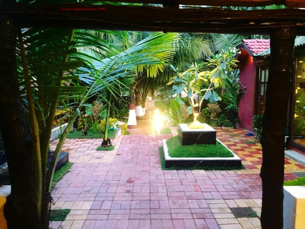 Арамбол: Maitree Resort