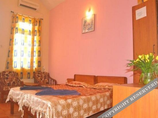 Калангут: tio carmino resort
