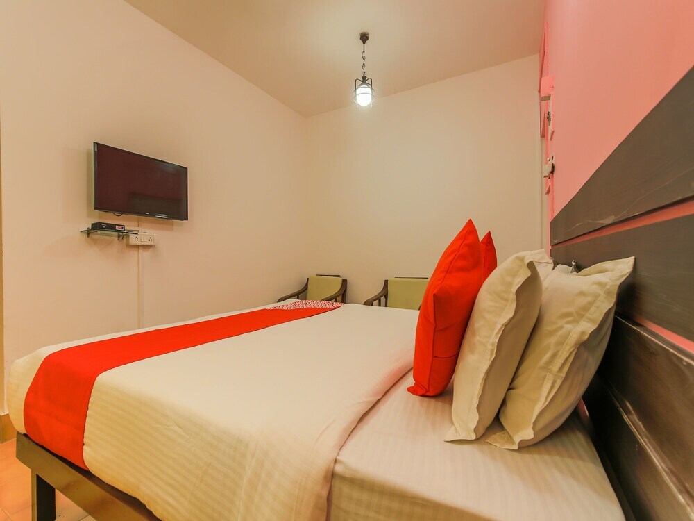 Калангут: tio carmino resort
