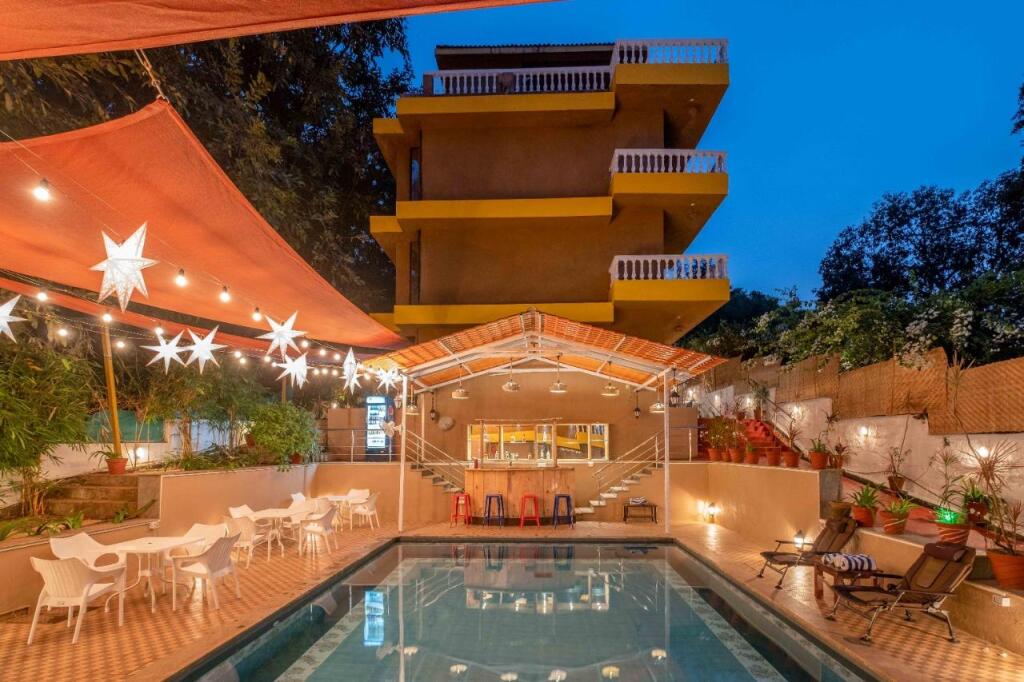 Анджуна: Verandah Goa