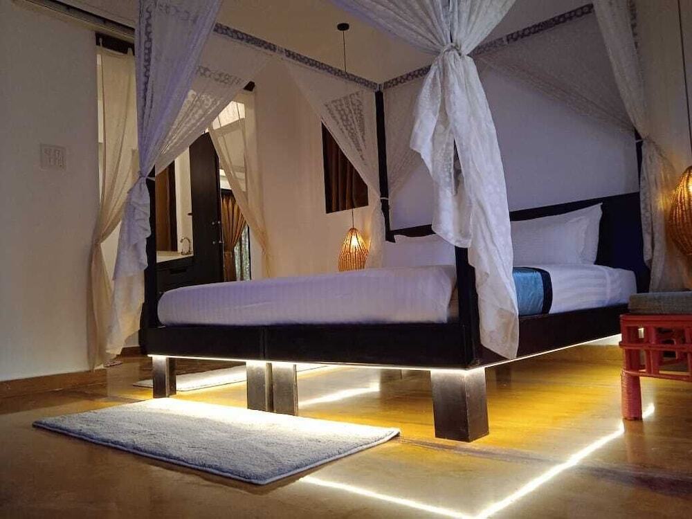 Анджуна: Verandah Goa