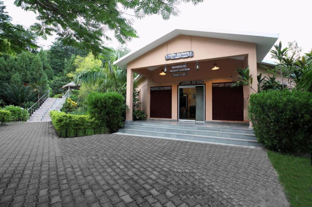 Наинитал: Click Resort Corbett Tiger Den
