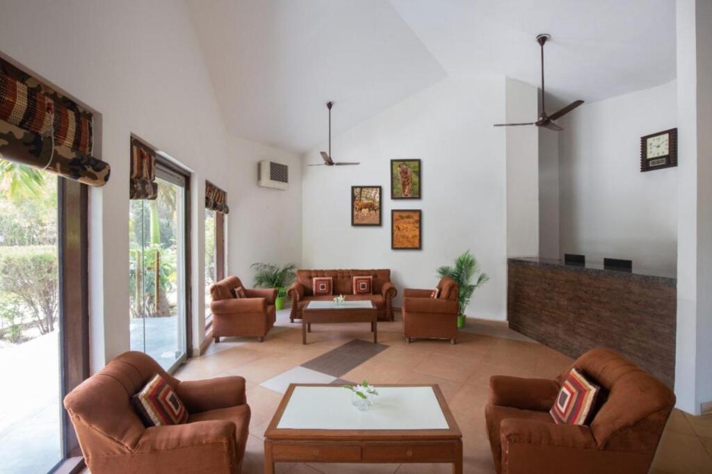 Наинитал: Click Resort Corbett Tiger Den