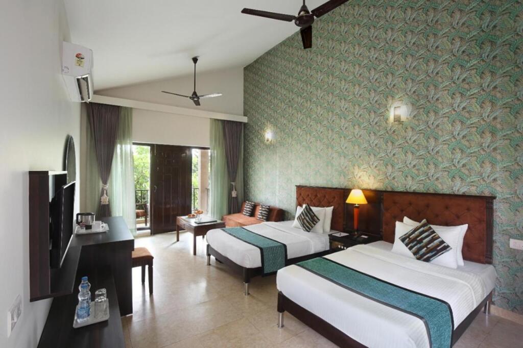 Наинитал: Click Resort Corbett Tiger Den