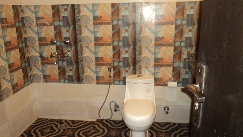 Наинитал: Corbett Comfort Lodge