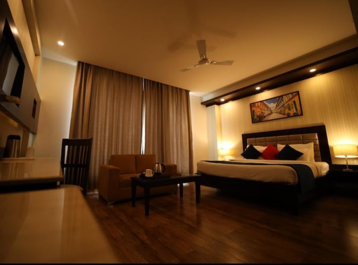 Наинитал: Hotel Amardeep