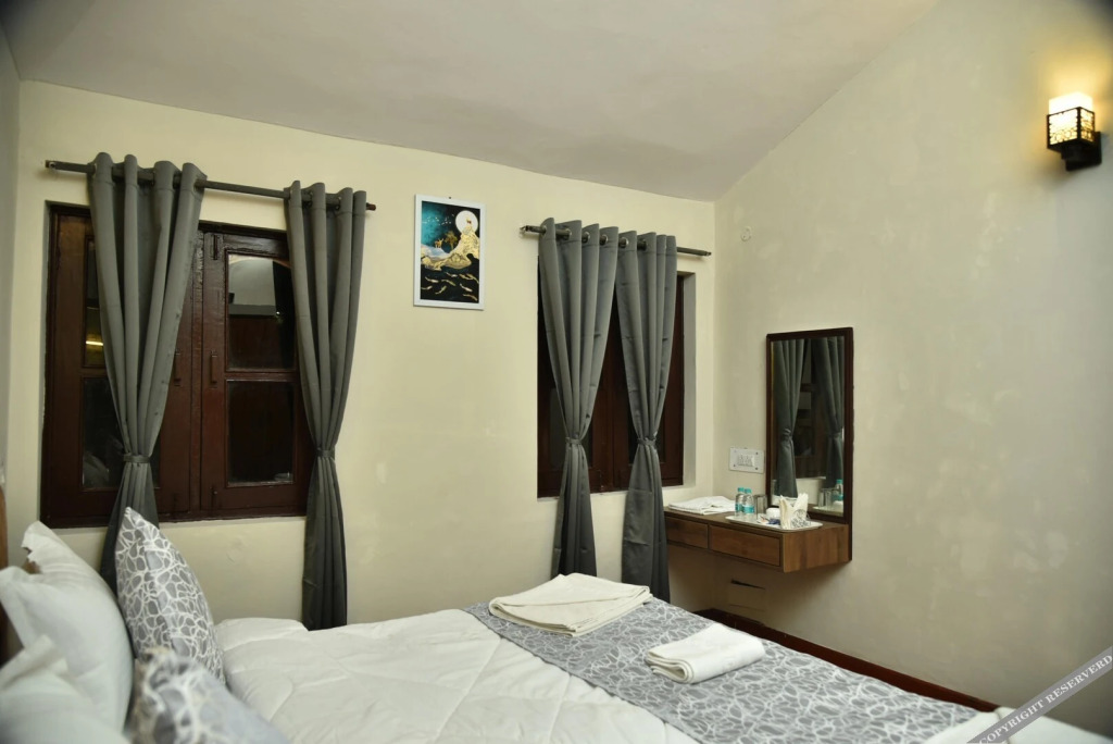 Наинитал: Kumaon Roop Resort