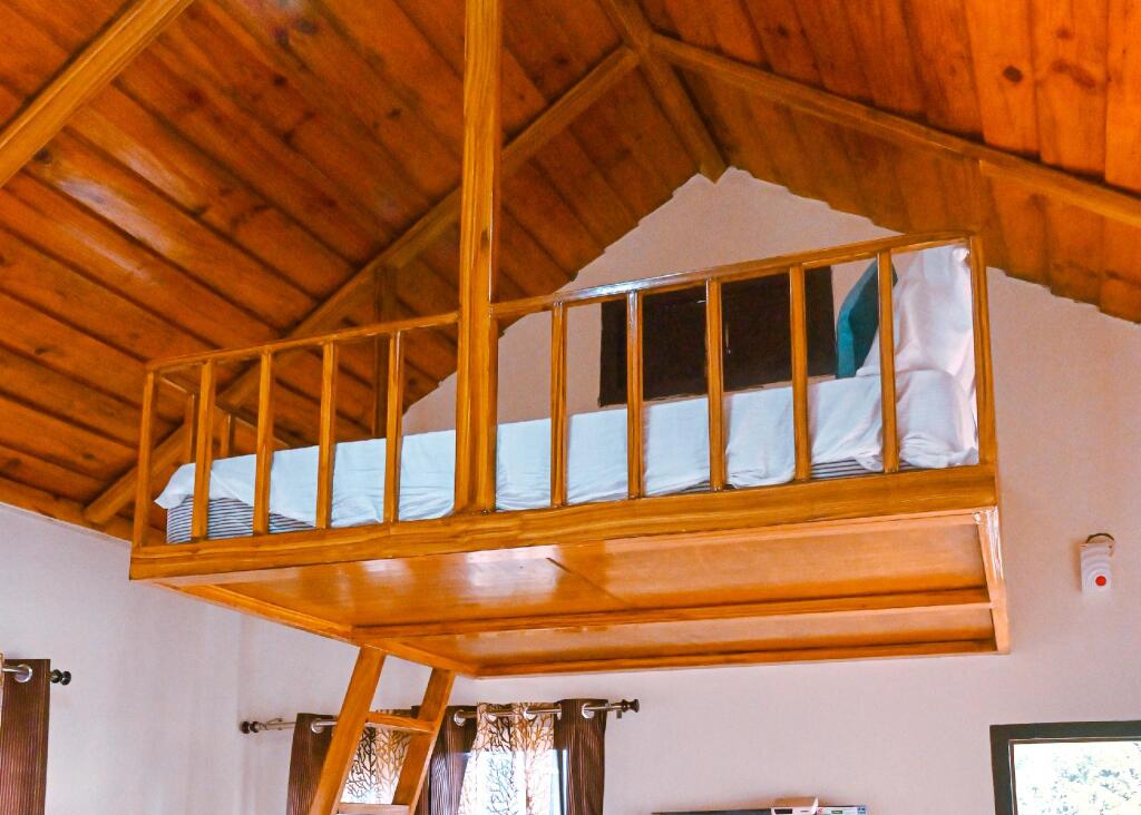 Наинитал: Kumaoni Karavan Camps  Resort