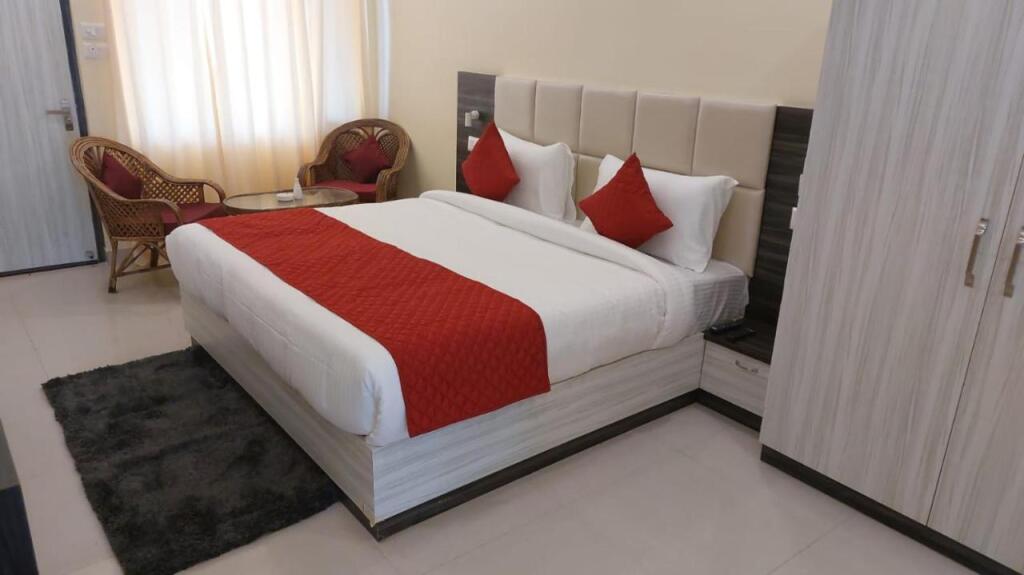 Наинитал: River View Resort Dolmar
