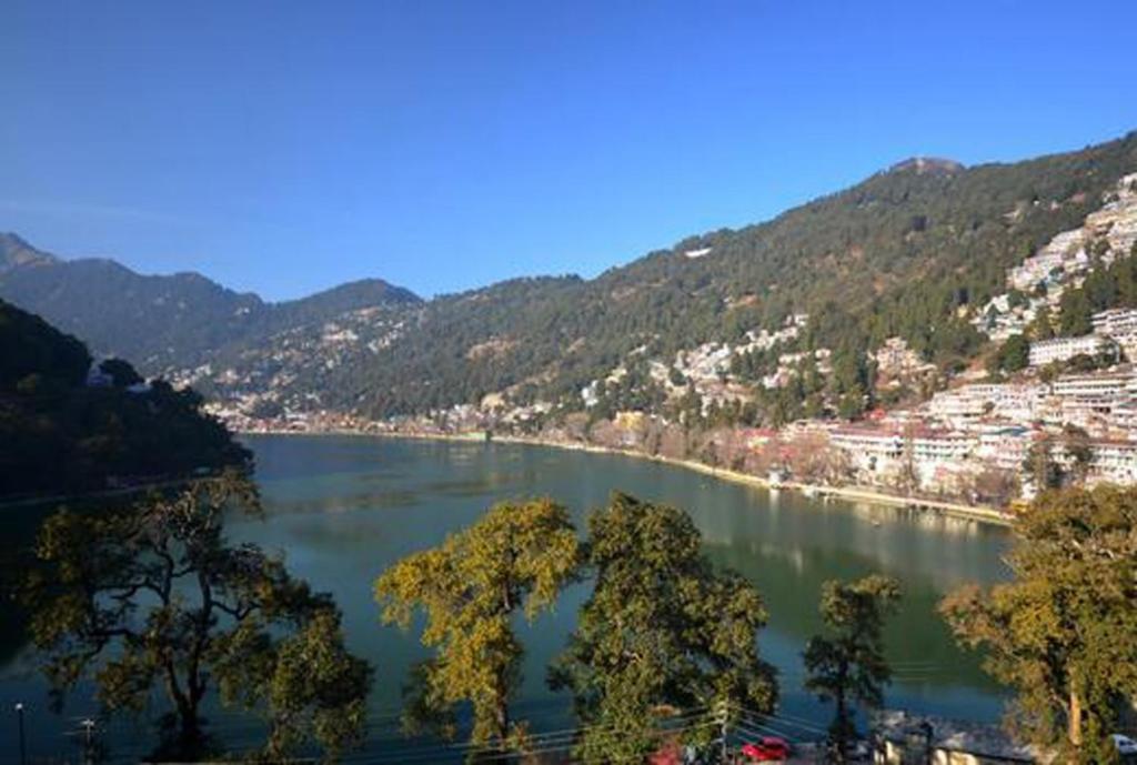 Наинитал: Royce Villa Nainital