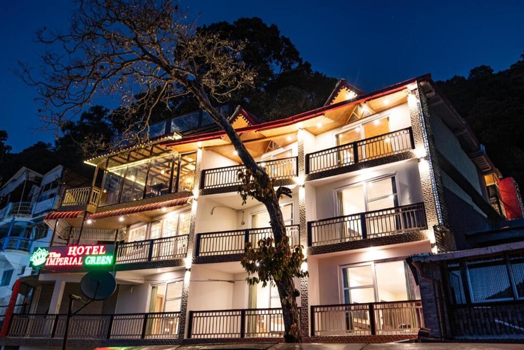 Наинитал: The Imperial Green Nainital