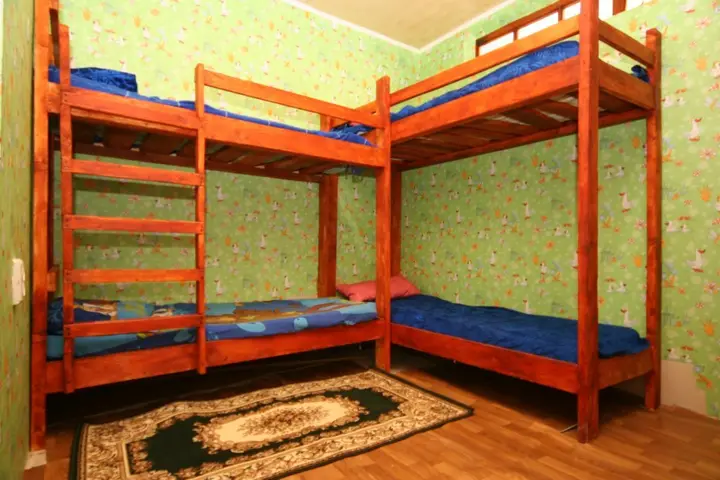 Заозерное: Viktoriya Guest House