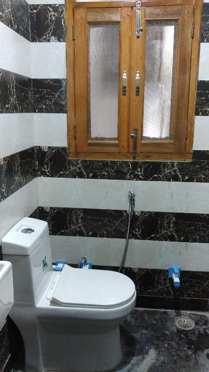 Фаридабад: OYO Yuvraj Palace