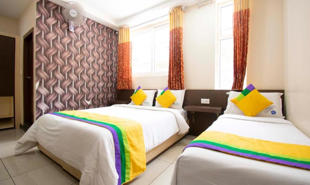 Муннар: Lumino Rainbow Munnar