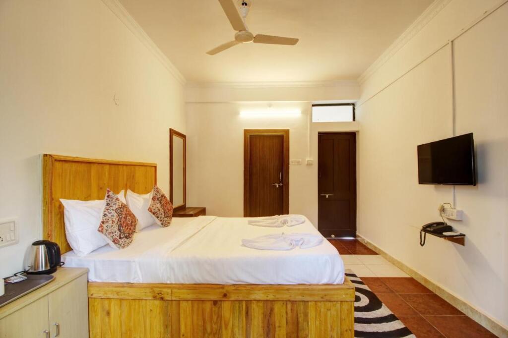 Hotel Pleasure Inn near Turtle Beach, Morjim — фото 3