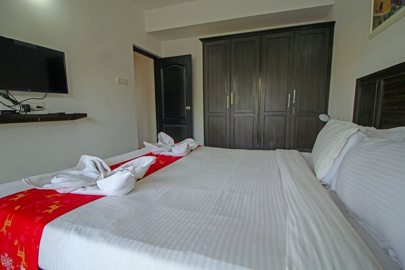 Нерул: The Weekend Suites
