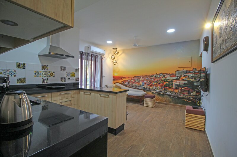 Нерул: The Weekend Suites