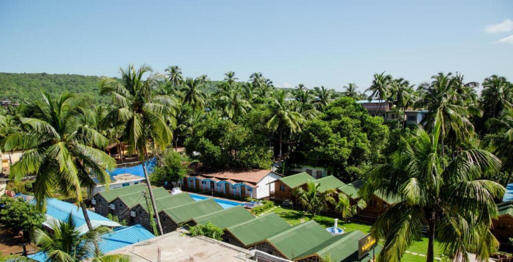 Арамбол: Отель TP Beach Resort
