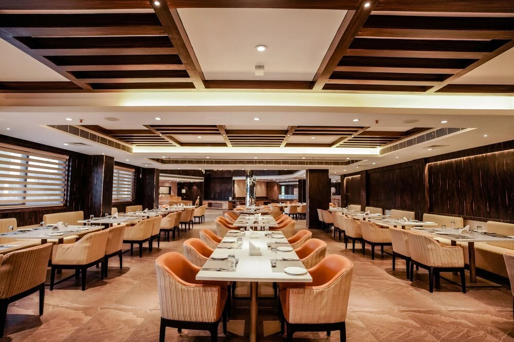 Kyarkoppa: Royal Ritz