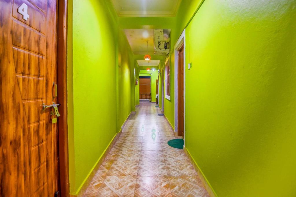 Калангут: Calangute Inn