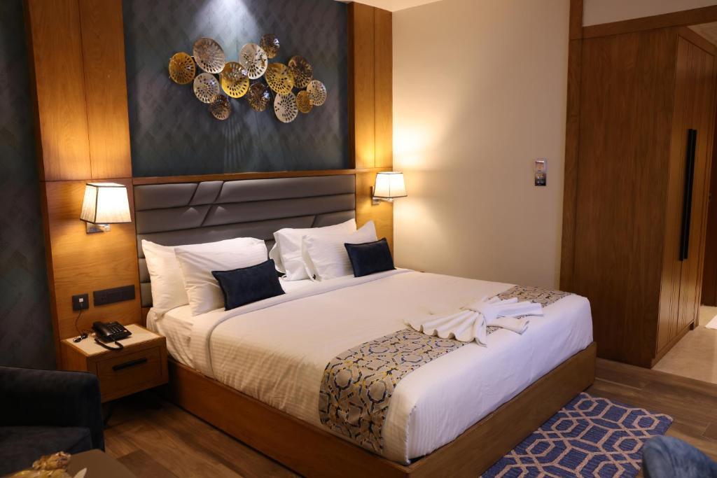Мангалур: AJ Grand Hotel