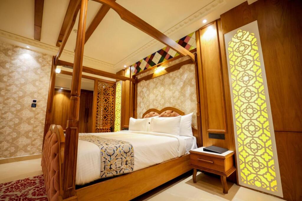 Мангалур: AJ Grand Hotel