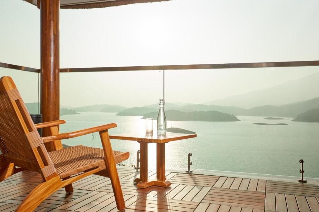 Велламундра: Mountain Shadows Resorts