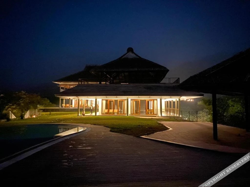 Велламундра: Mountain Shadows Resorts