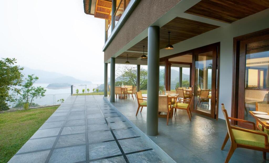 Велламундра: Mountain Shadows Resorts