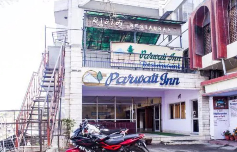 Мератх: Parwati Inn Ranikhet