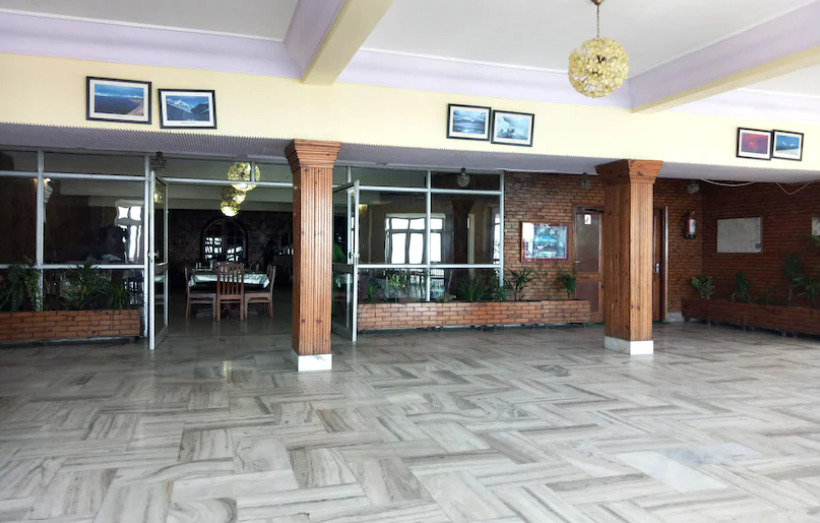 Мератх: Parwati Inn Ranikhet