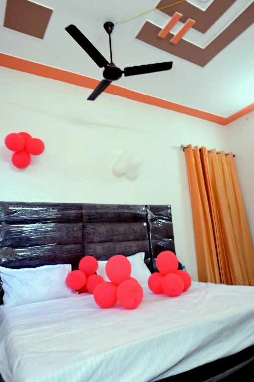 Мератх: Oyo 91771 Hotel Heaven Inn