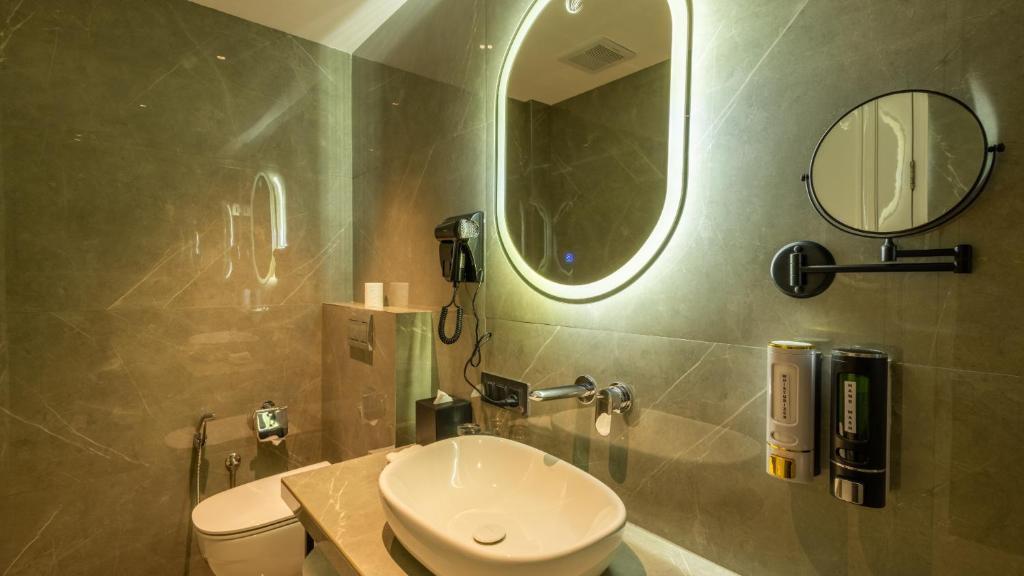 Калангут: Renest Calangute Goa