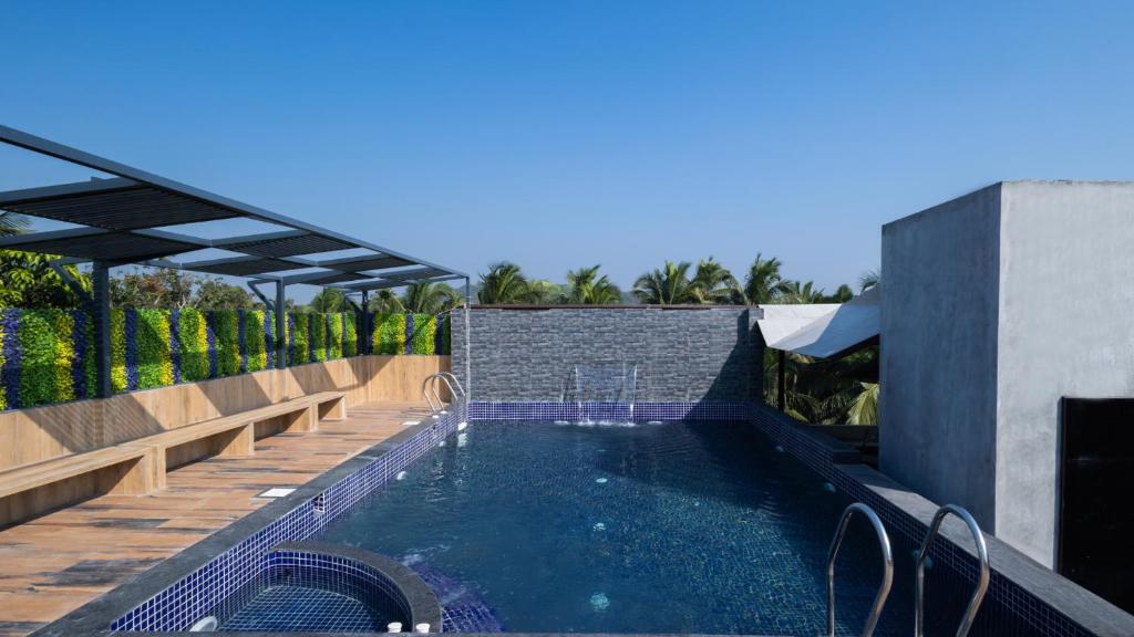 Калангут: Renest Calangute Goa