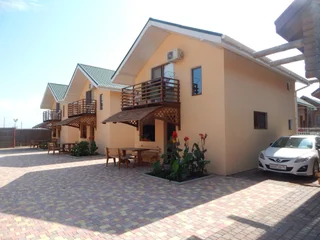 Прибрежное (Сакский район): Semejnyij Dvorik Guest House