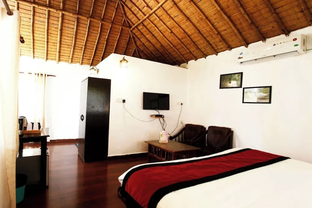 Наинитал: Vanasthali Jungle Resort Jim Corbett