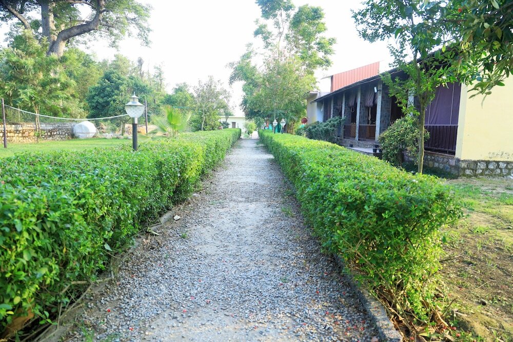 Наинитал: Vanasthali Jungle Resort Jim Corbett